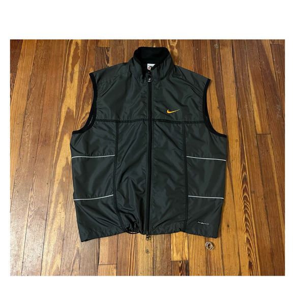 Nike Other - Nike Gray Mens Large Vest in good condition.
